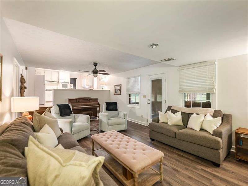 1500 LUCELLE Stone Mountain - 2
