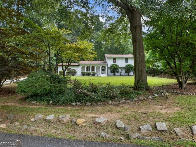 1500 LUCELLE Stone Mountain - 23