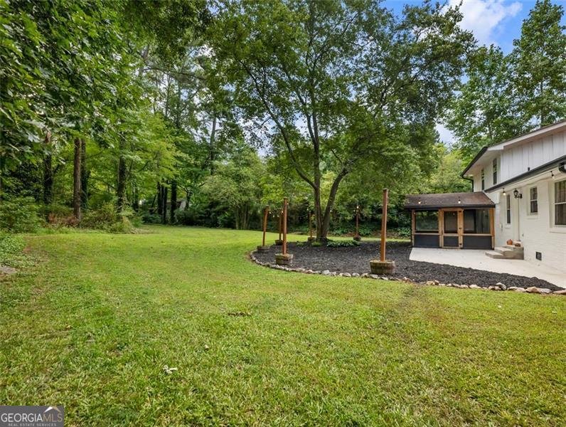 1500 LUCELLE Stone Mountain - 77