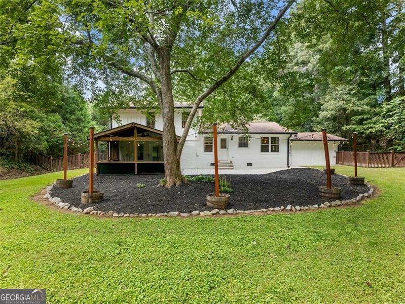 1500 LUCELLE Stone Mountain - 79