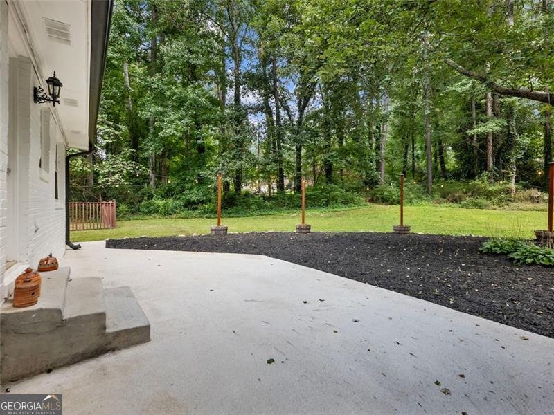 1500 LUCELLE Stone Mountain - 87
