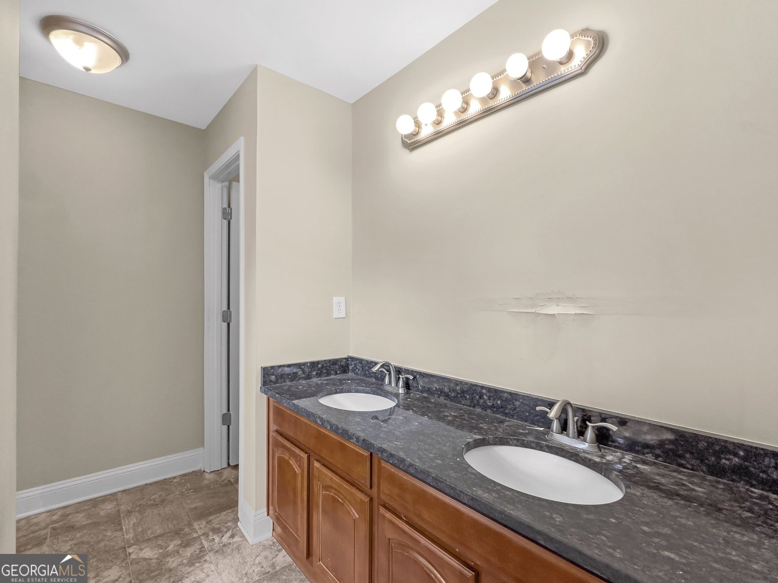 4527 Berline Drive Lithonia - 11
