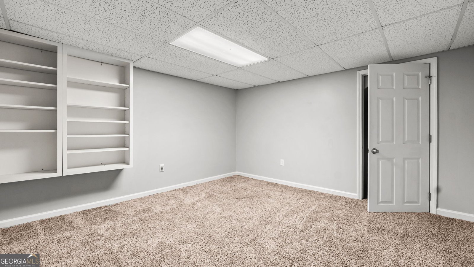 80 Broadlands Drive White - 28