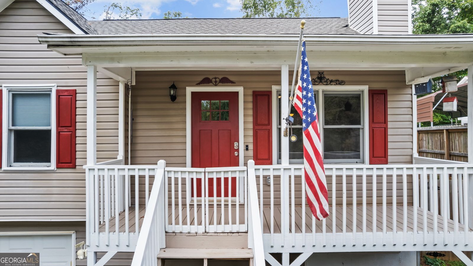 80 Broadlands Drive White - 40