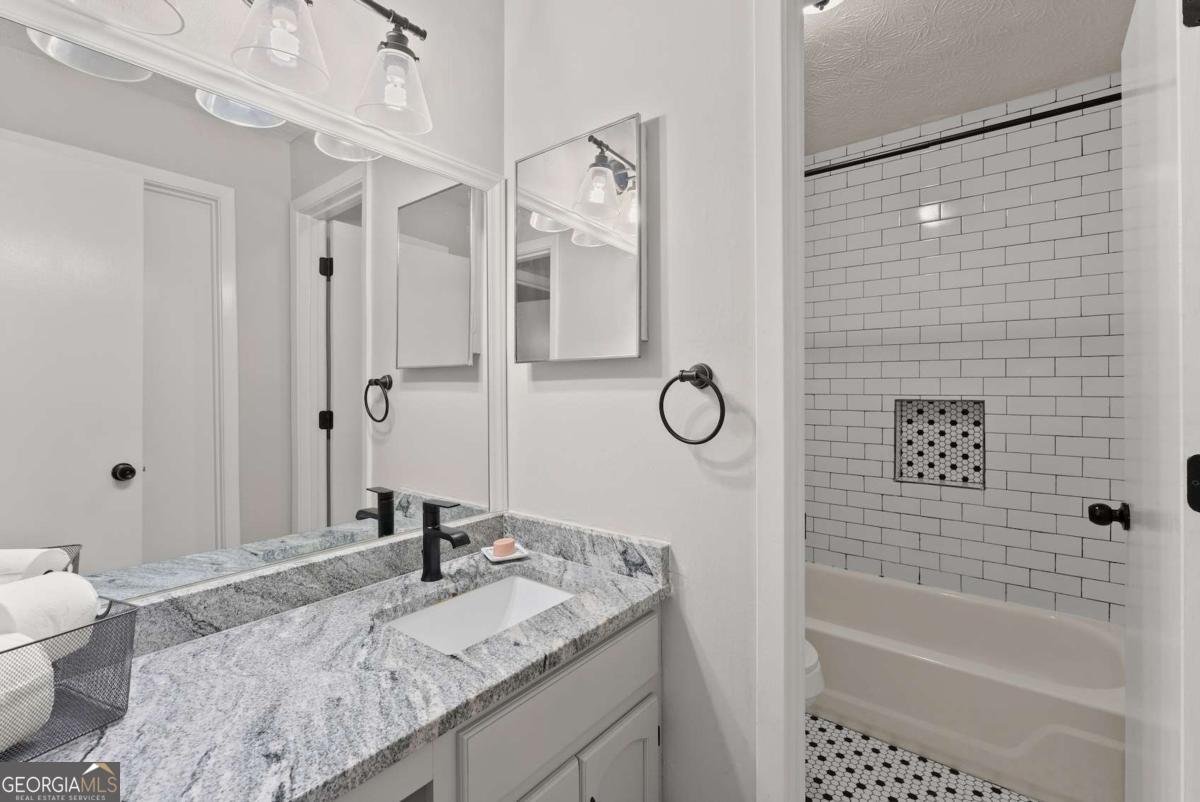 1115 Canyon Point Circle Roswell - 17