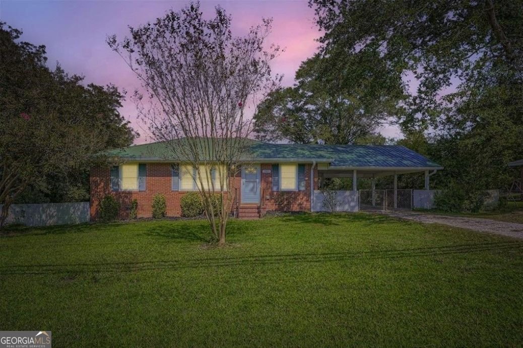 381 Candler Street Winder - 1