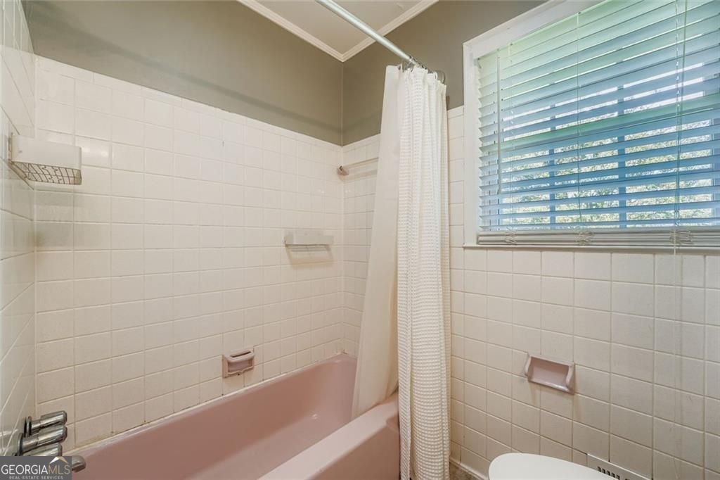 381 Candler Street Winder - 18