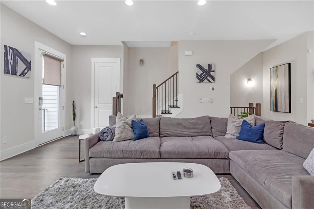 687 Banton Drive Atlanta - 6