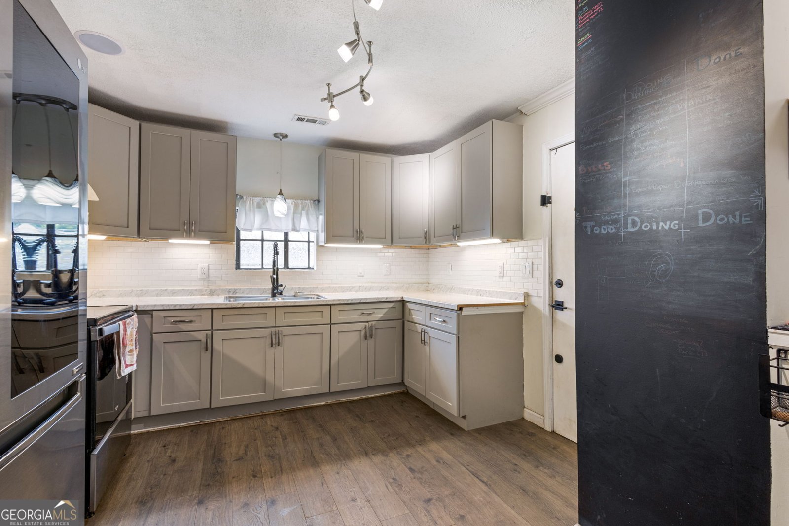 1123 Roselle Street Augusta - 17