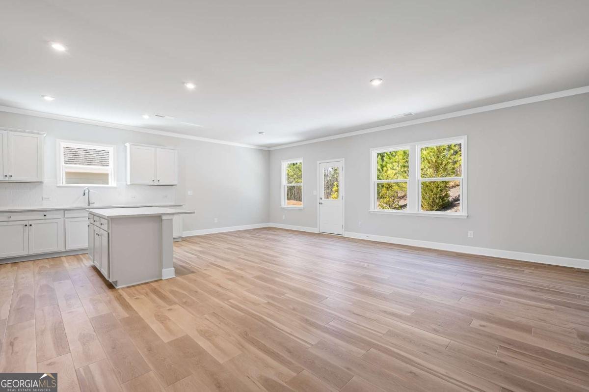482 Village Lane Fairburn - 8