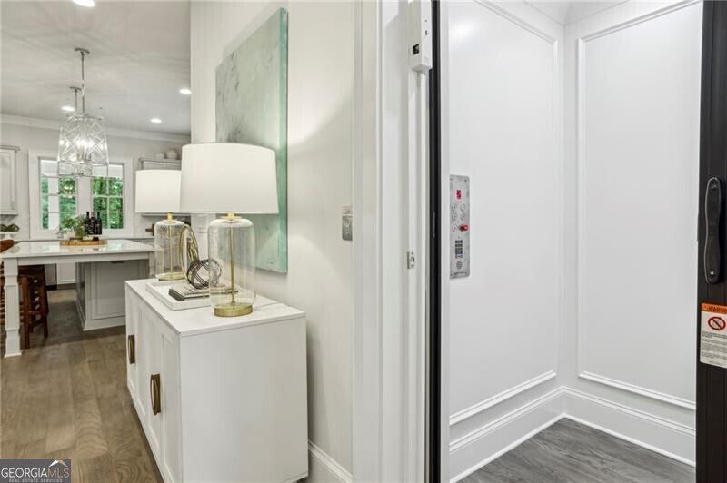 105 Cumming Street Alpharetta - 19