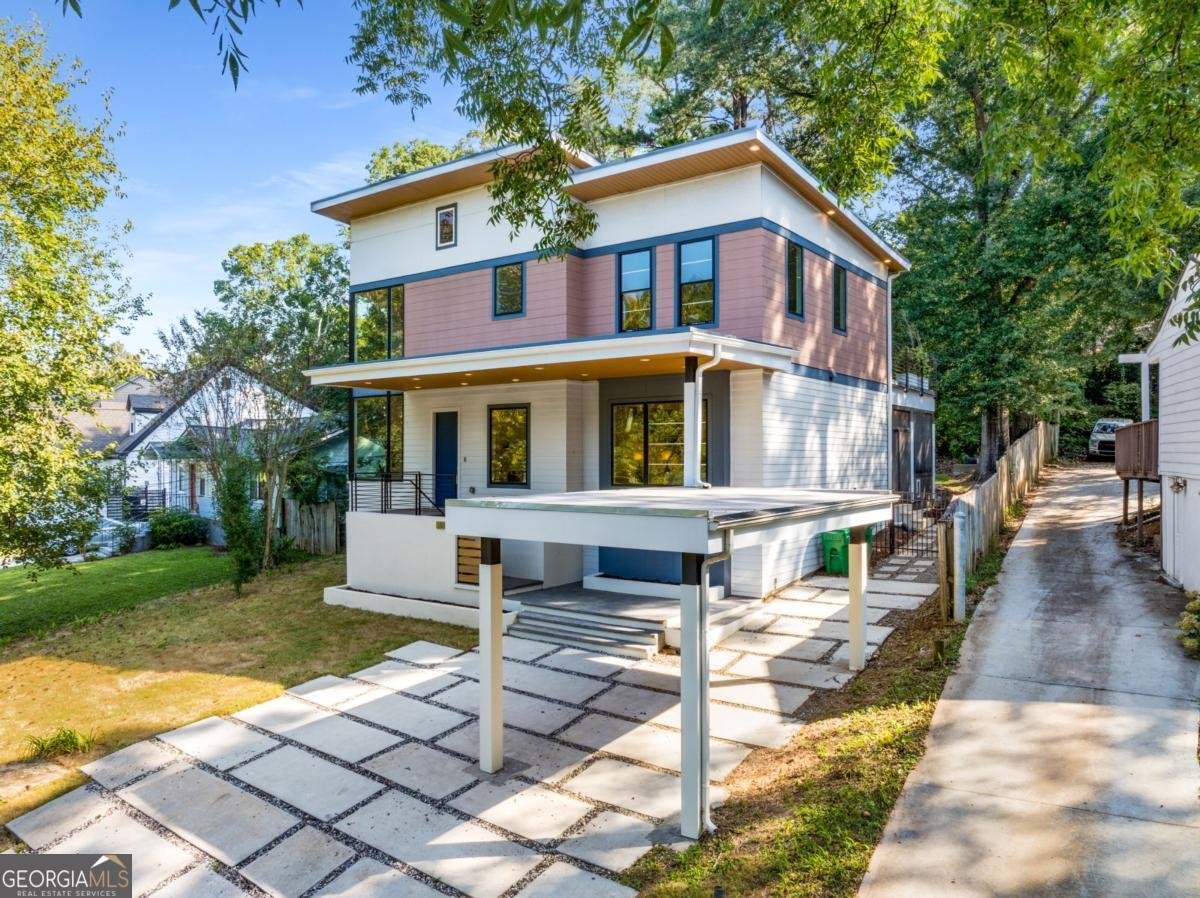 1045 Shepherds Lane Atlanta - 2