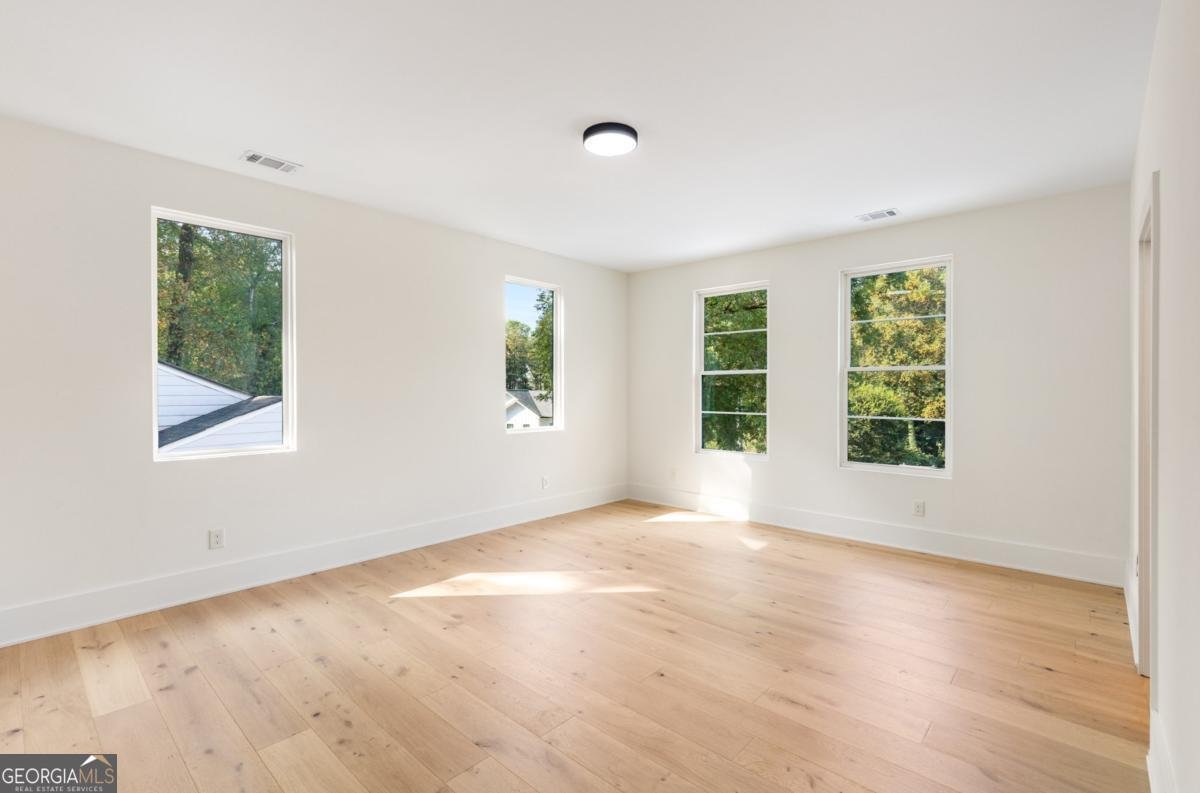 1045 Shepherds Lane Atlanta - 26