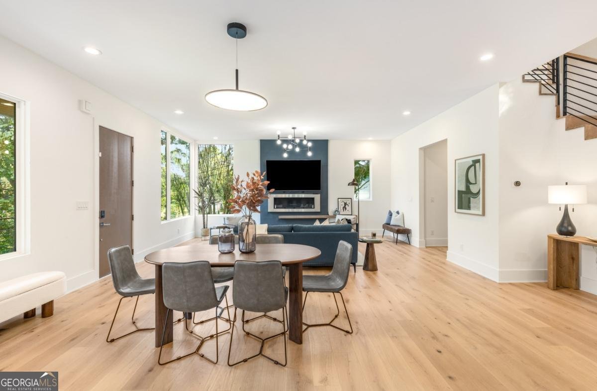 1045 Shepherds Lane Atlanta - 5