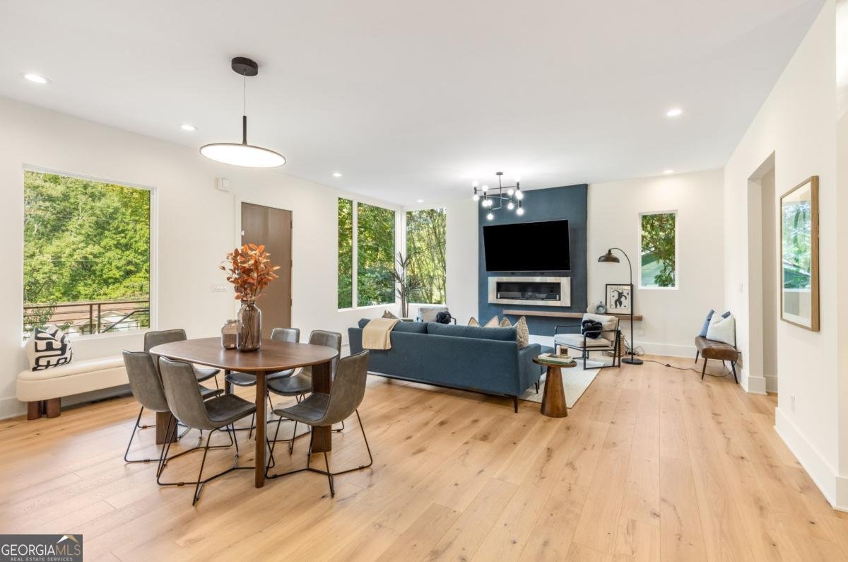 1045 Shepherds Lane Atlanta - 6