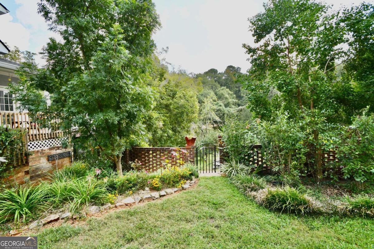 202 Plantation Road Bishop - 11