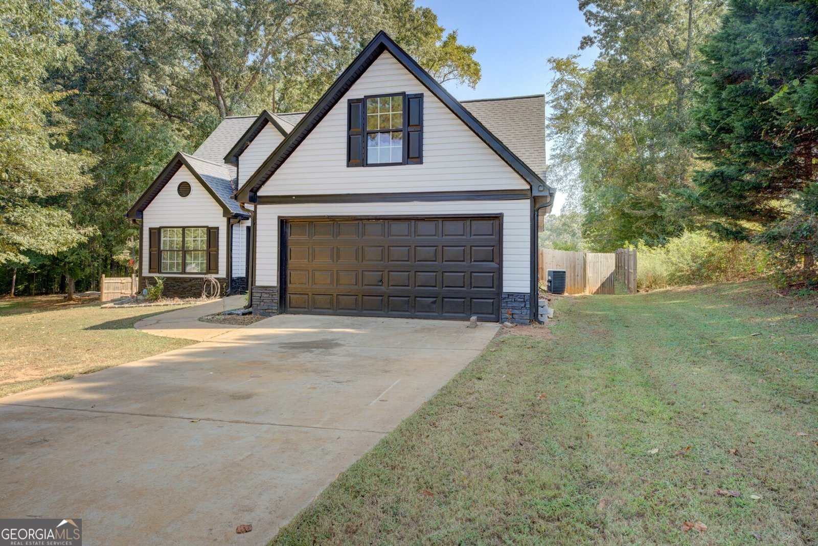 1042 Stag Run Drive Mansfield - 2