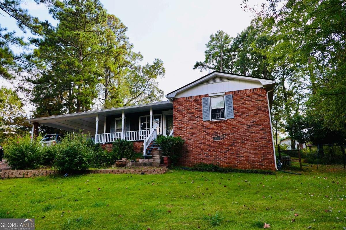 5578 Four Winds Drive Lilburn - 1