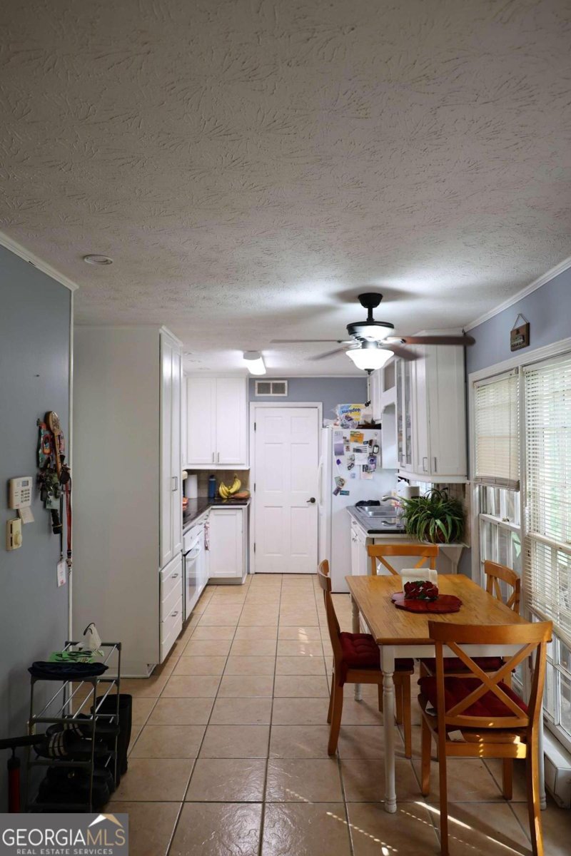 5578 Four Winds Drive Lilburn - 2