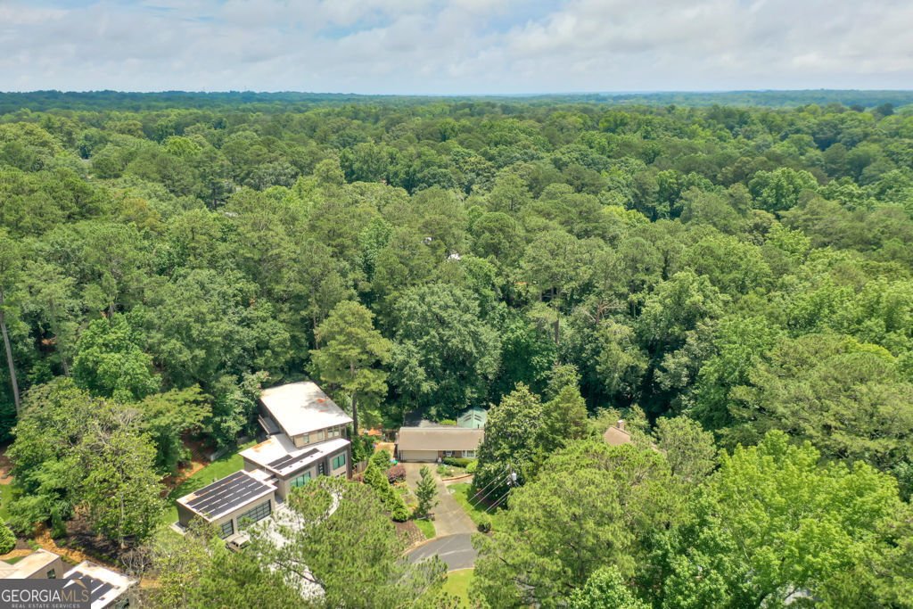 1490 Devonshire Court Atlanta - 3