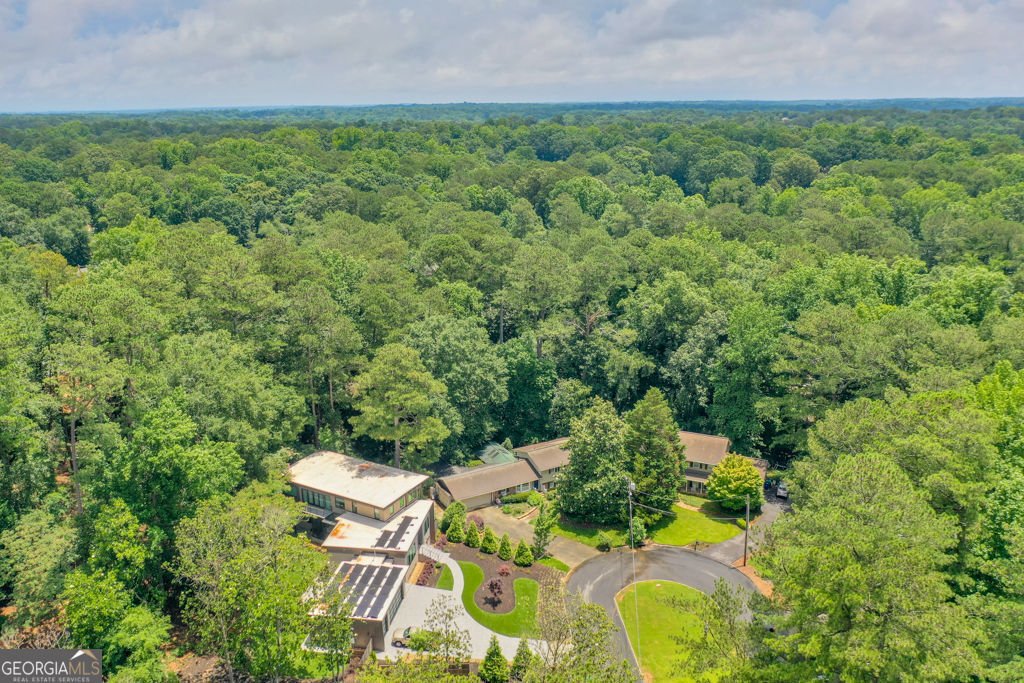 1490 Devonshire Court Atlanta - 4