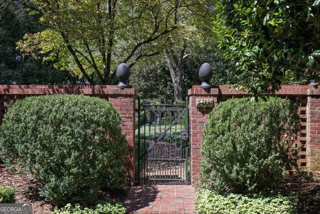 3700 Randall Mill Road Atlanta - 31