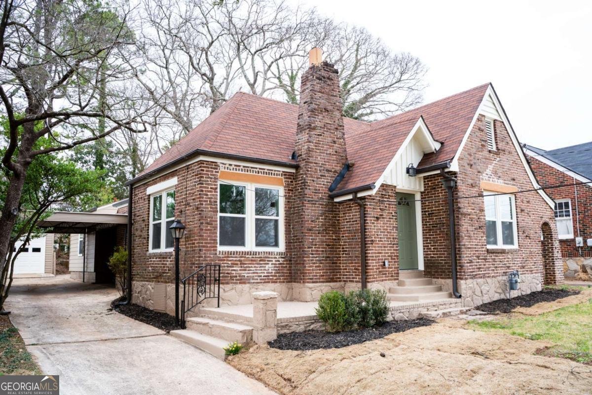 1395 Winburn Drive East Point - 4