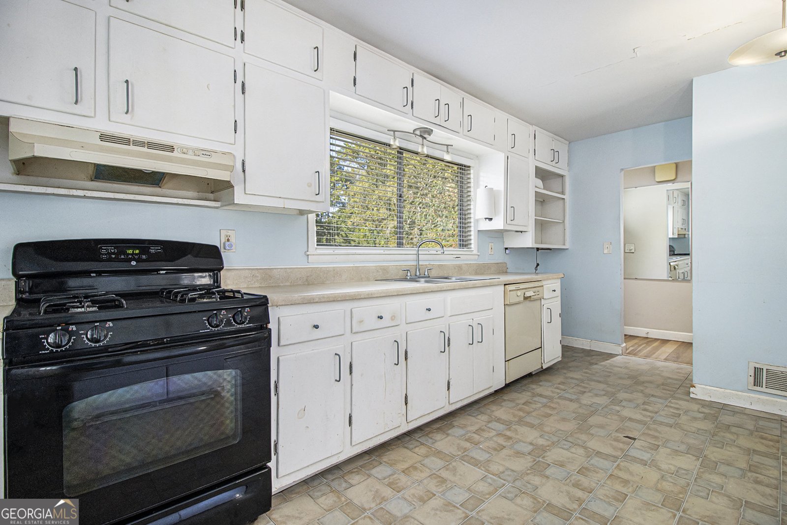 1961 Kenwood Road Smyrna - 10