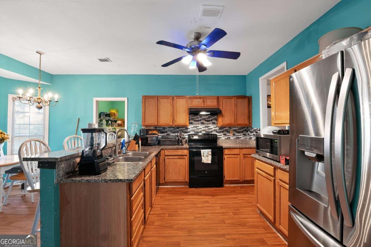 686 Watson Reef Stone Mountain - 9