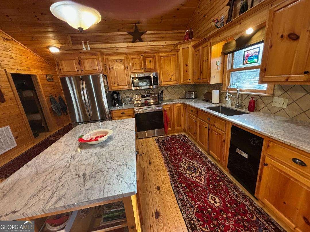 3196 Creekview Road Hiawassee - 28