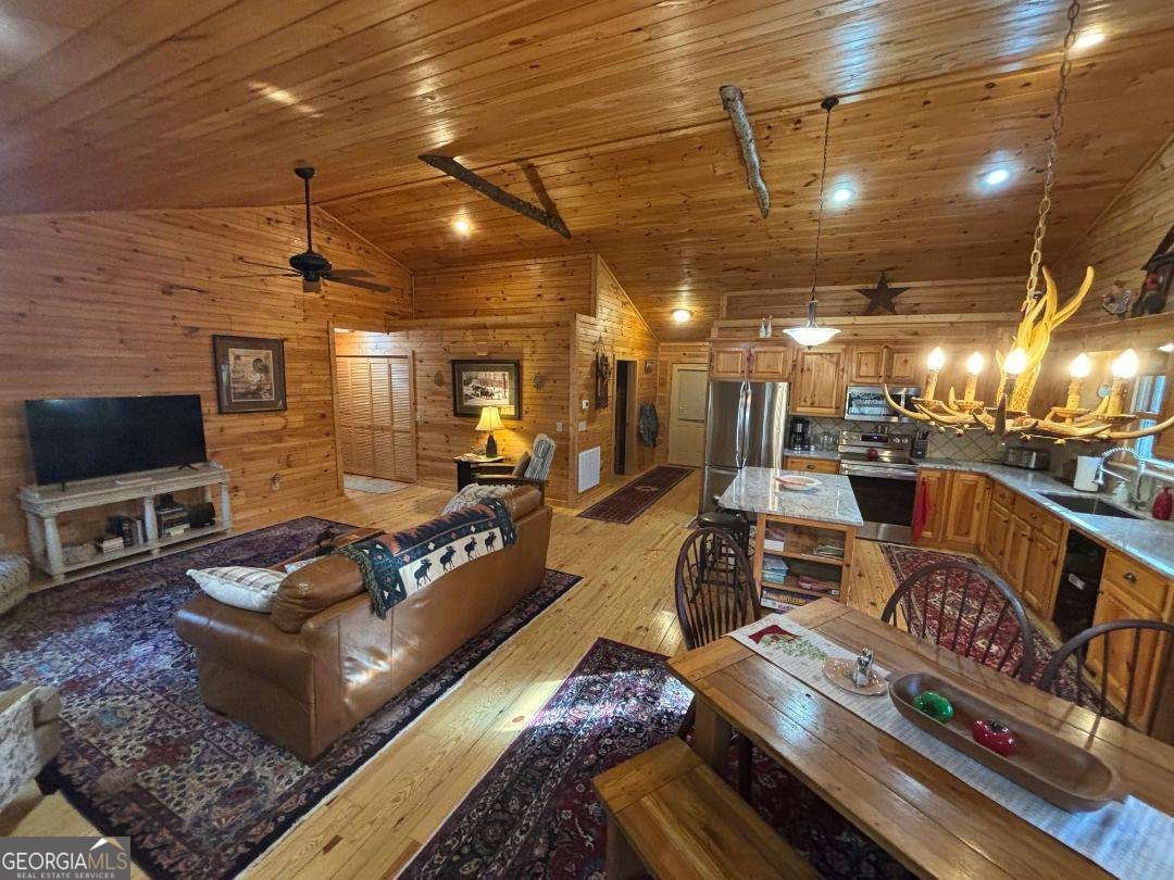 3196 Creekview Road Hiawassee - 37