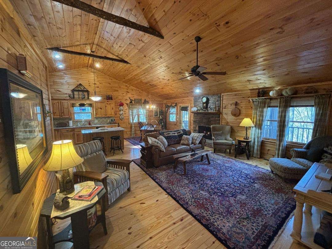 3196 Creekview Road Hiawassee - 38