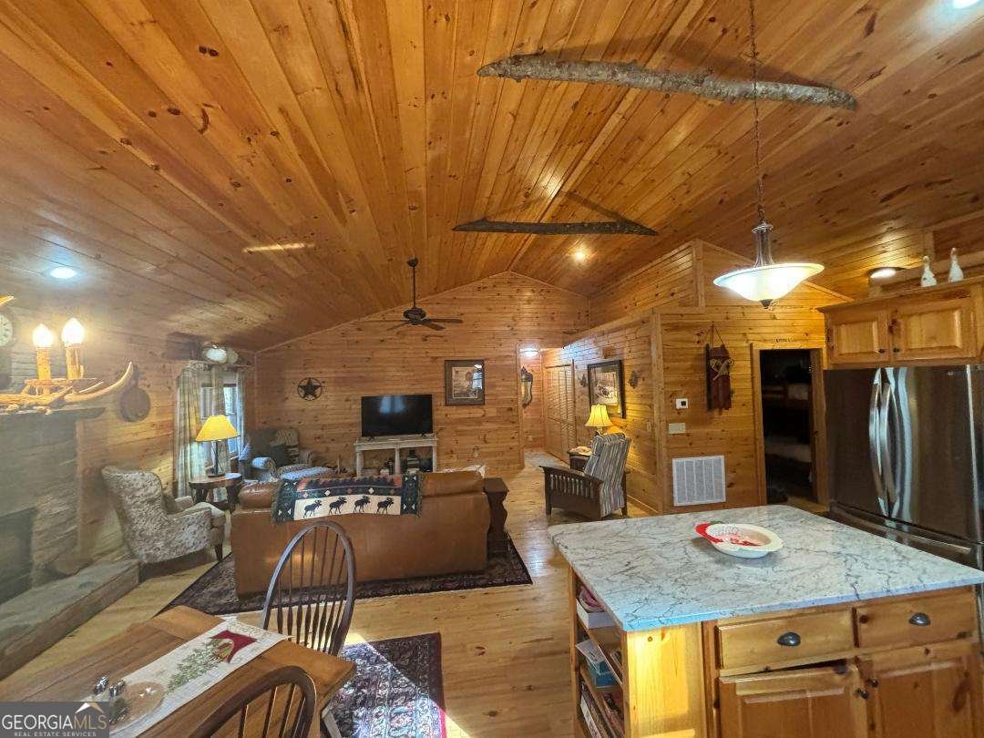 3196 Creekview Road Hiawassee - 45