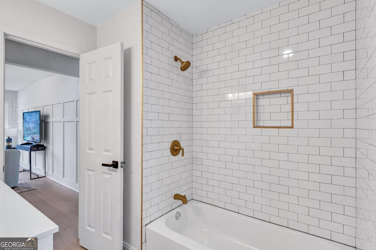 2254 Glendale Drive Decatur - 22