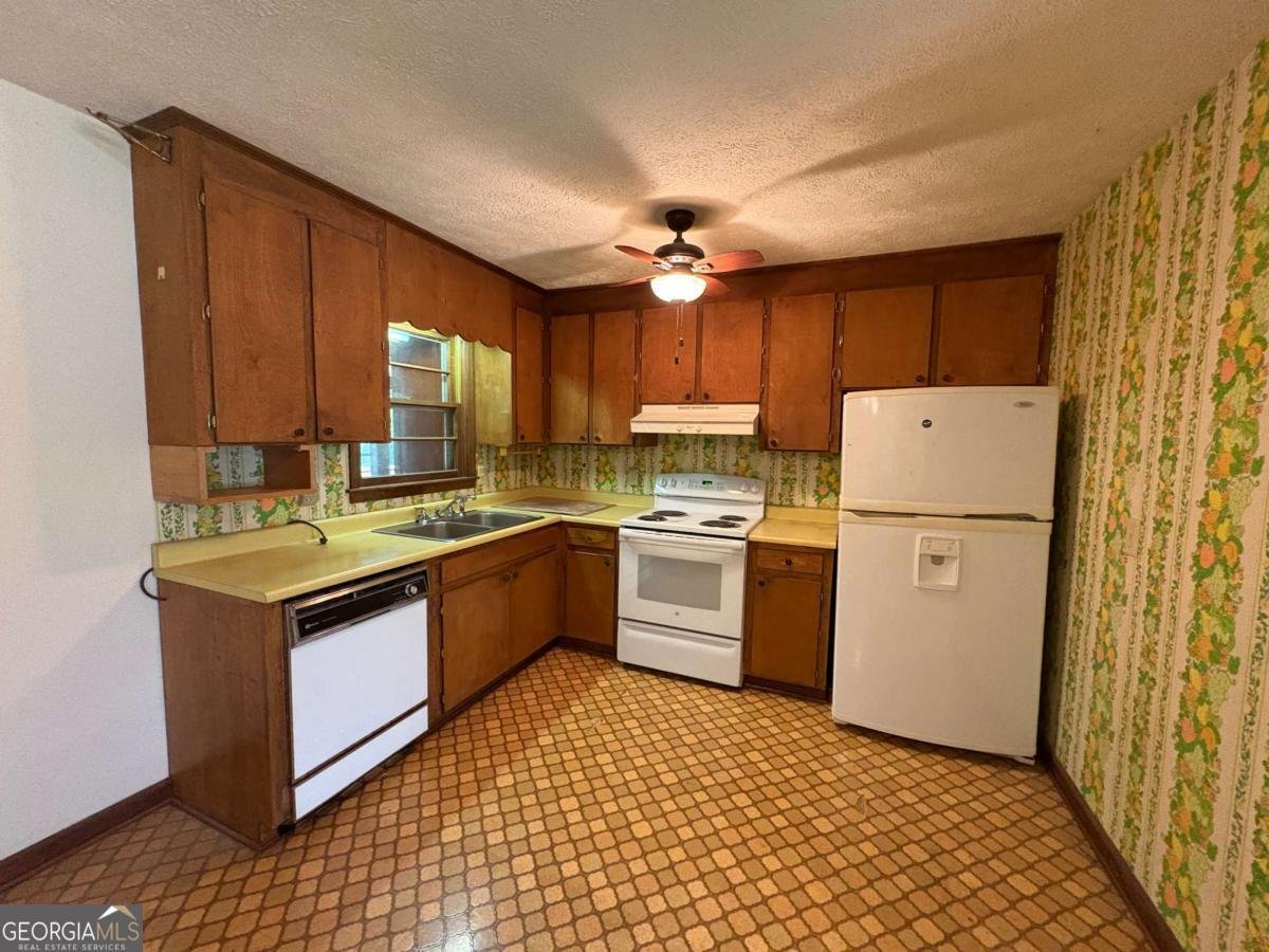 179 Garrison Drive Cleveland - 4