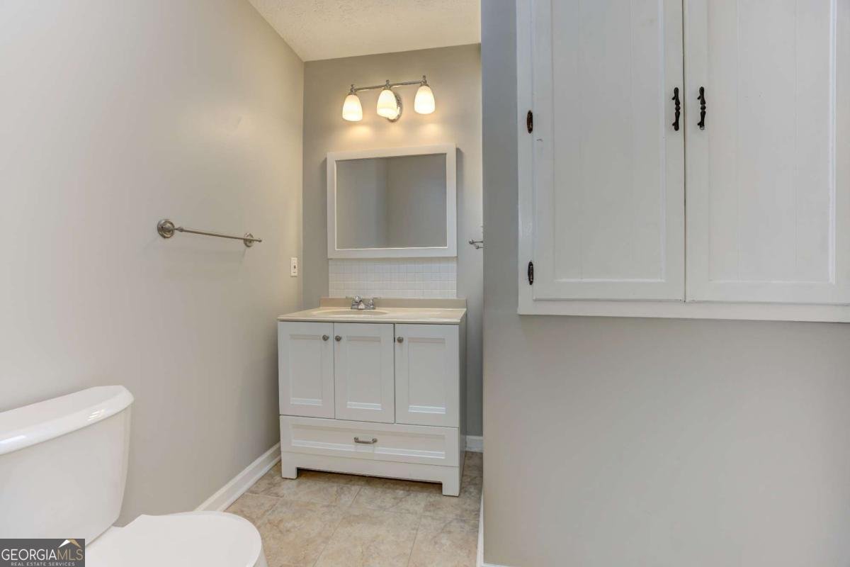 2583 Kingsley Drive Marietta - 17