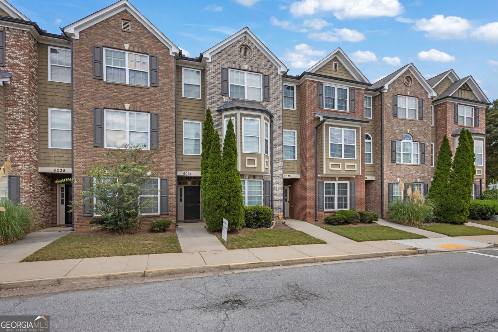 6034 Bayrose Circle East Point - 1