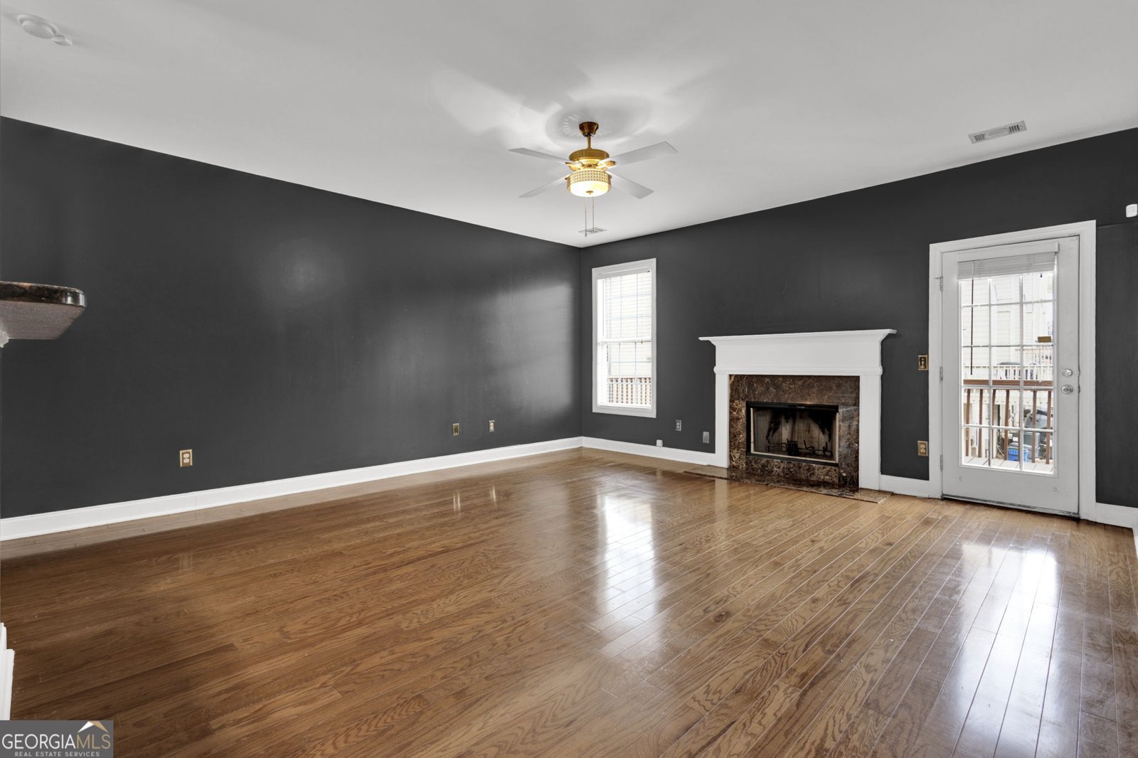 6034 Bayrose Circle East Point - 13