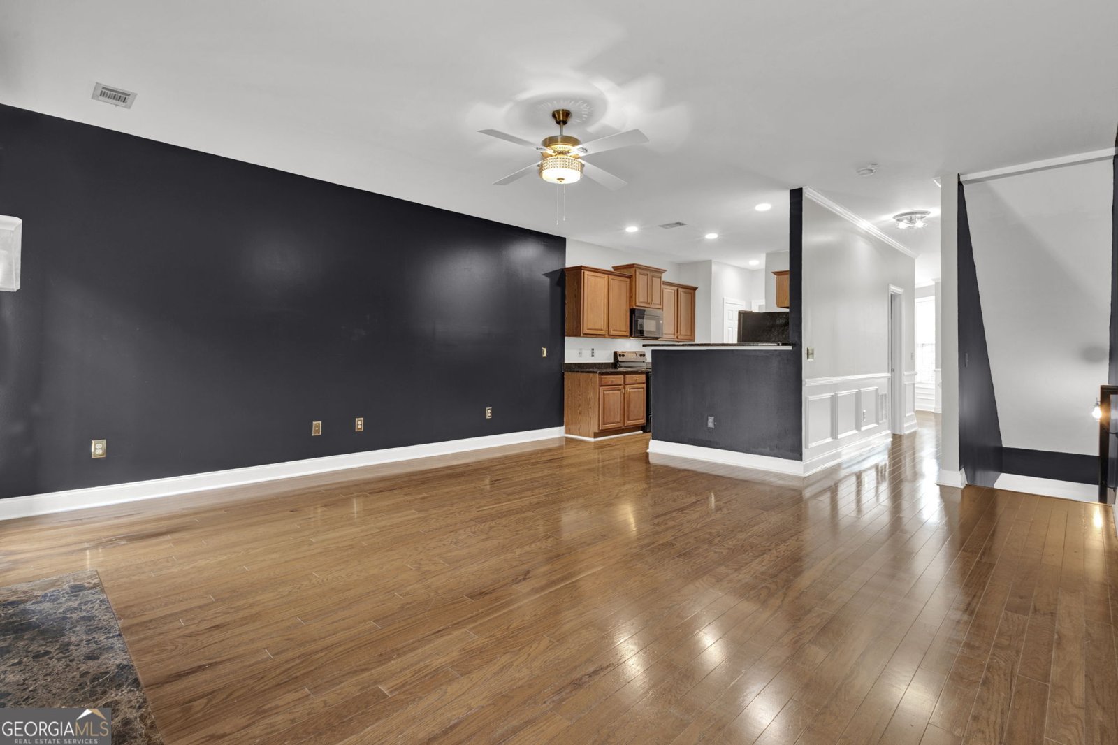 6034 Bayrose Circle East Point - 15