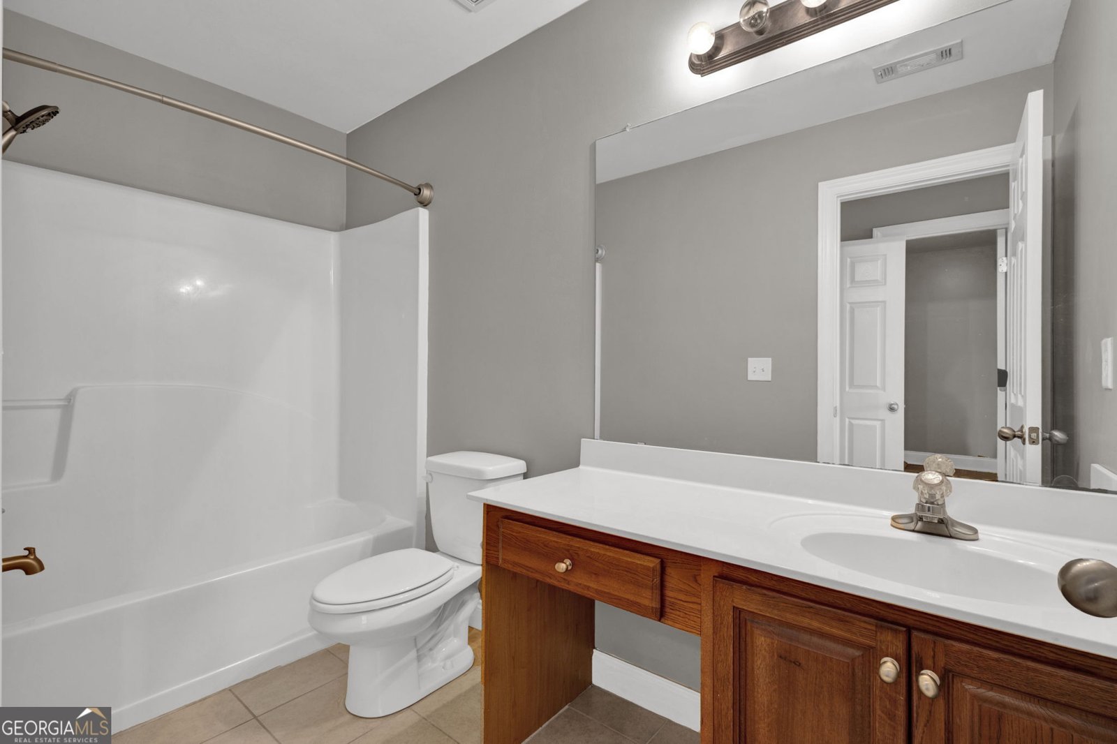 6034 Bayrose Circle East Point - 23