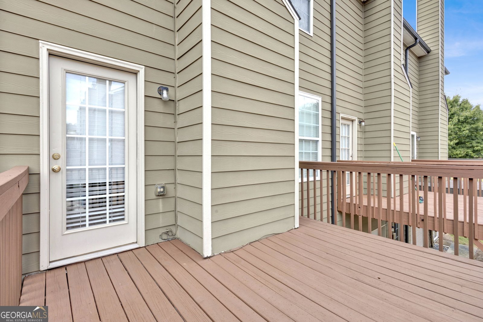6034 Bayrose Circle East Point - 32