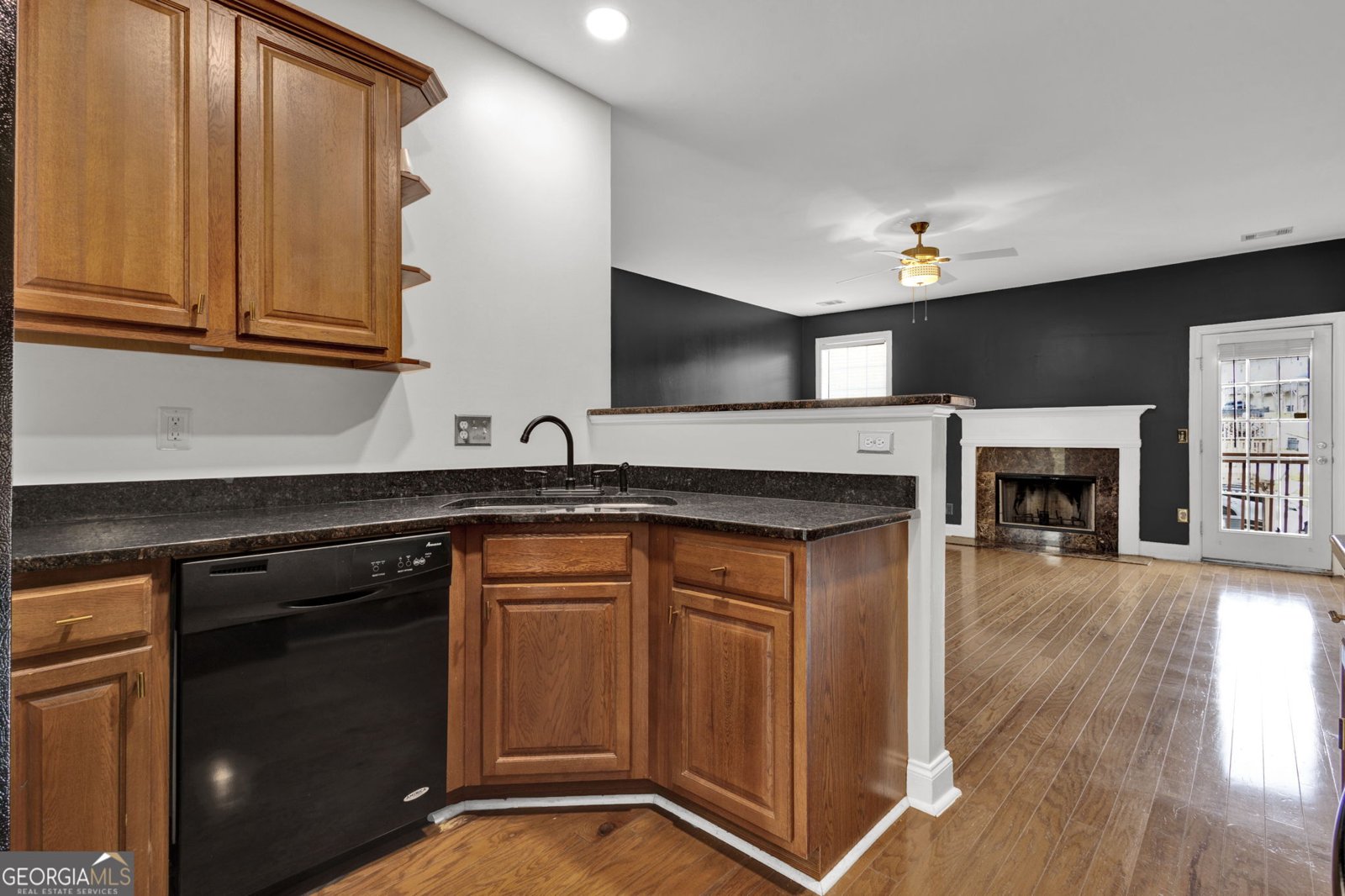 6034 Bayrose Circle East Point - 7