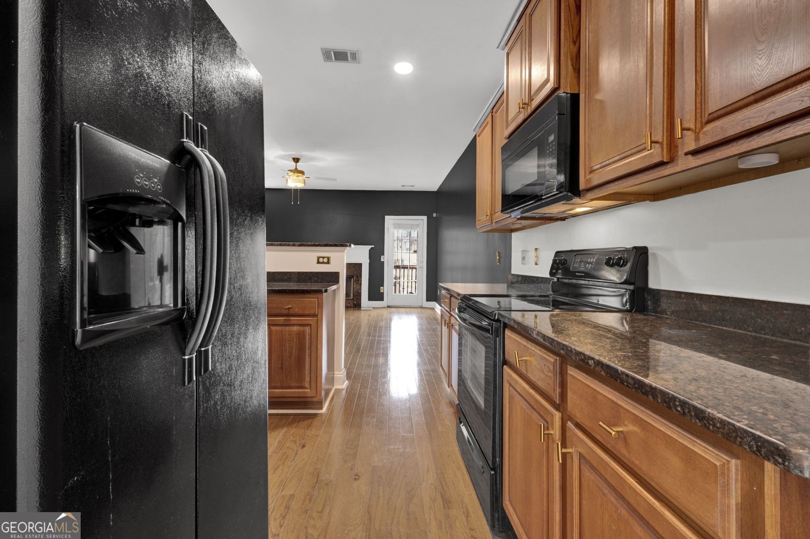 6034 Bayrose Circle East Point - 9