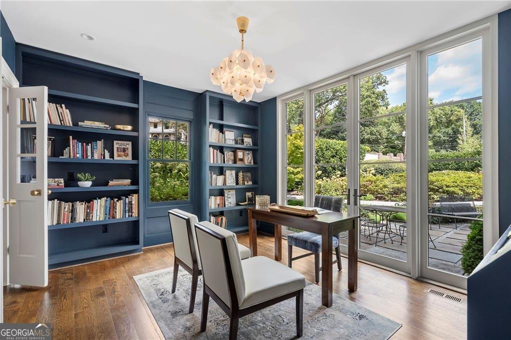 123 Peachtree Circle Atlanta - 28