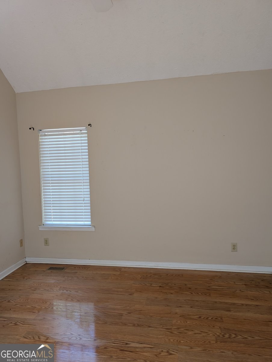 224 Old Pond Road Lagrange - 11