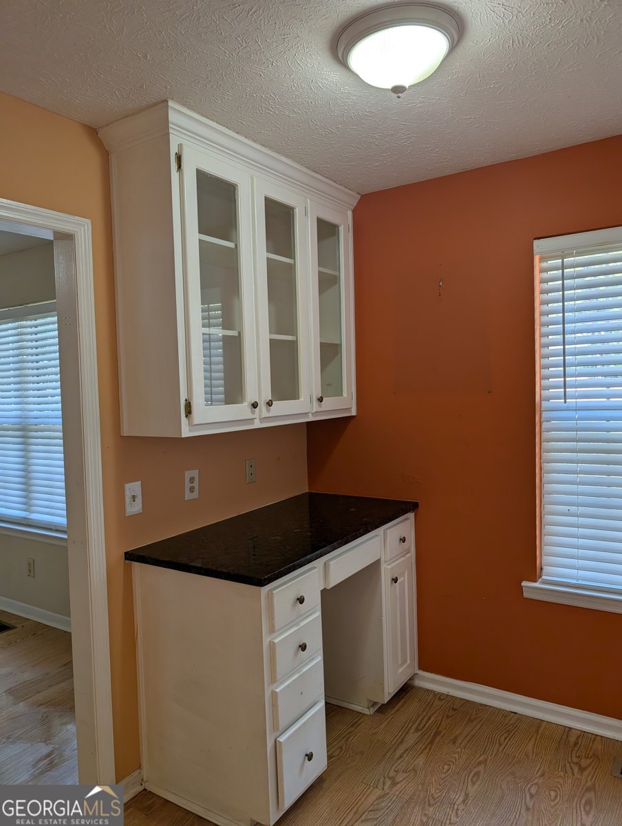 224 Old Pond Road Lagrange - 6