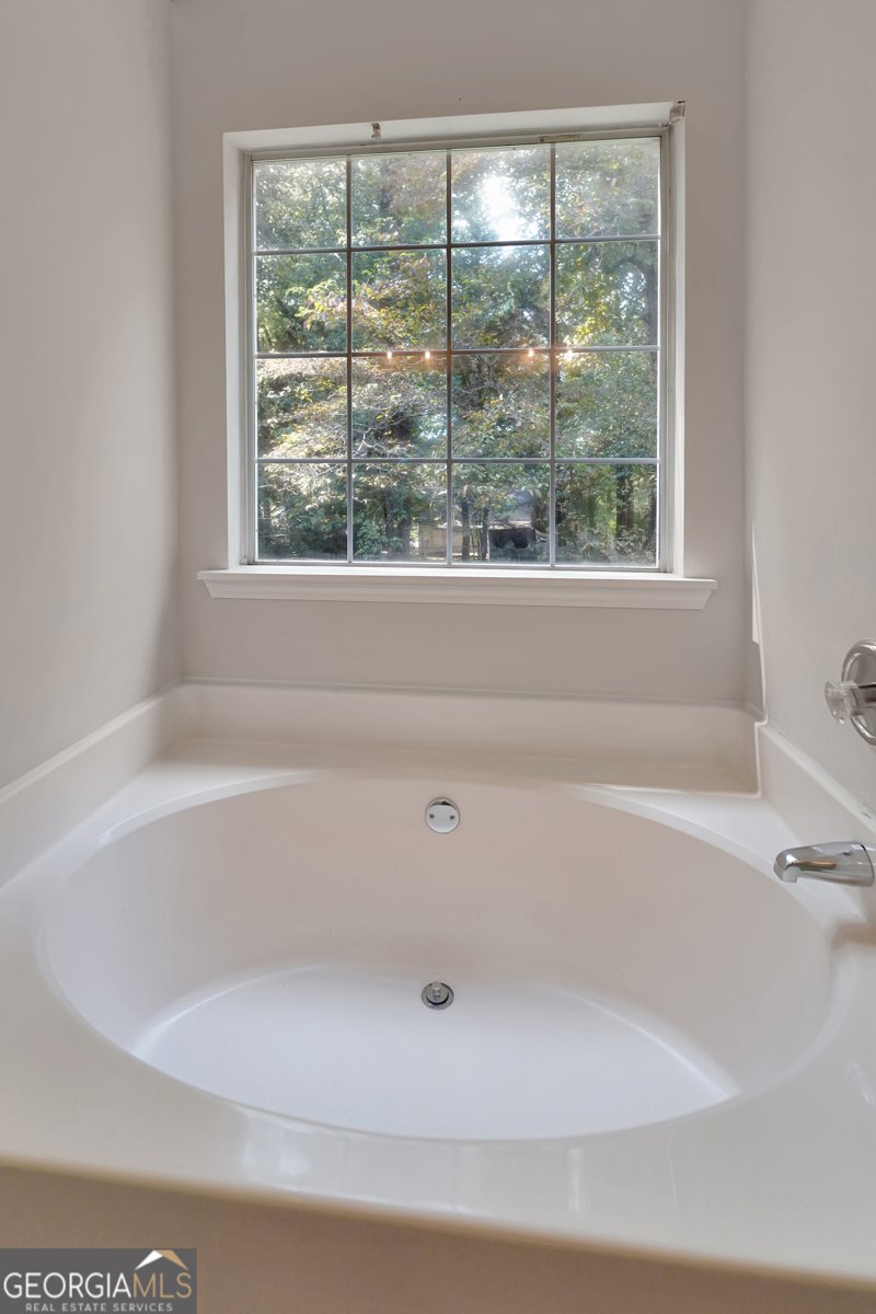 107 Woodridge Drive Stockbridge - 17