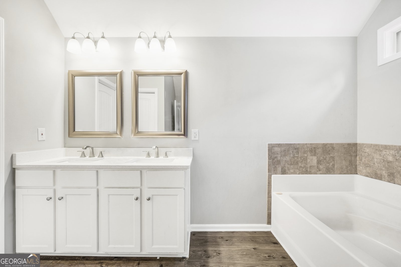 137 Kennedy Boulevard Jackson - 14