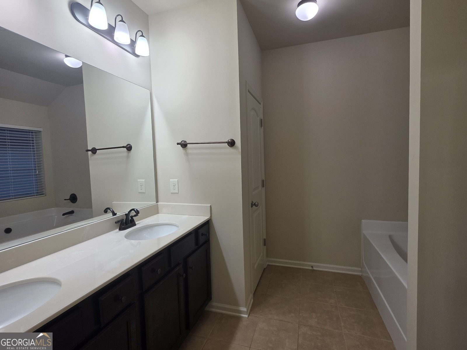 3367 Greyhawk Crossing Buford - 16