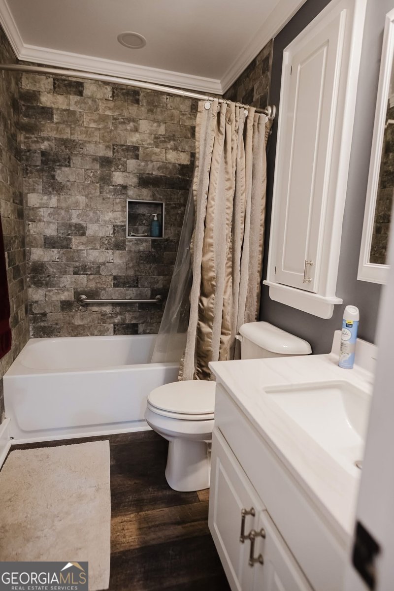 410 Country Kitchen Road Barnesville - 46